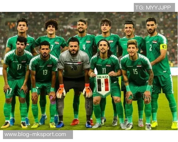12强赛精彩对决日本队迎战实力不俗的伊拉克队争夺晋级名额